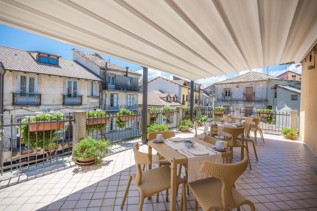 Hotel Conte Ruggero Serra San Bruno Ngoại thất bức ảnh