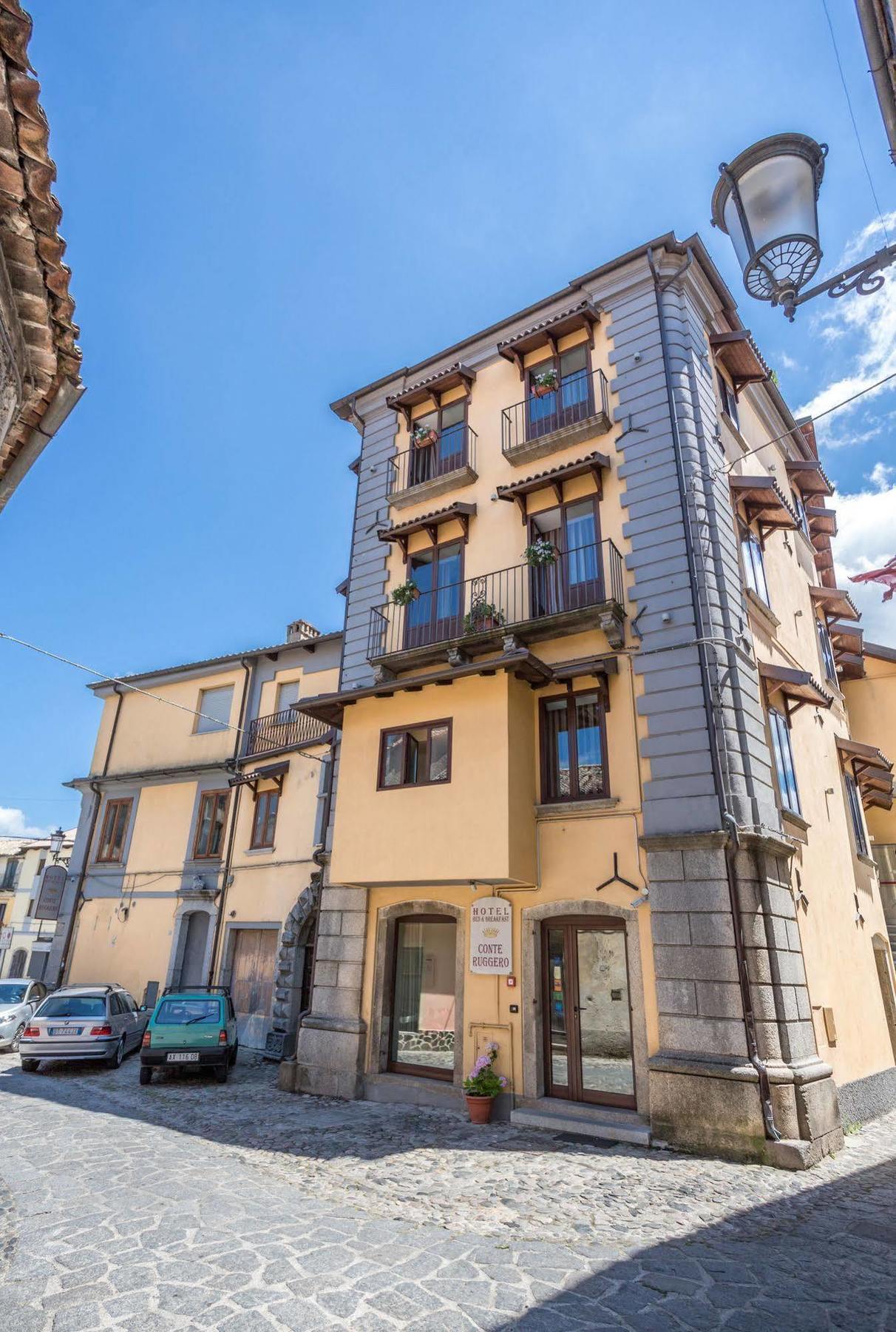 Hotel Conte Ruggero Serra San Bruno Ngoại thất bức ảnh